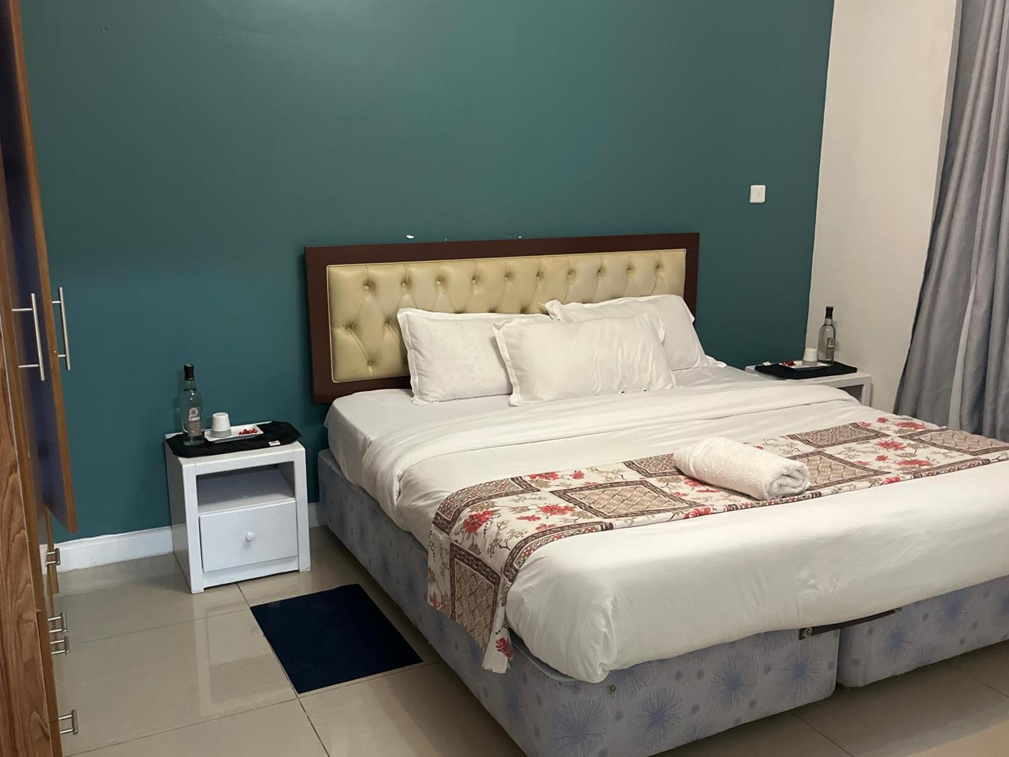 Tcr Residences At Kings Millennium- 3Bdrm Apts, All Ensuite, 7Km To Jki Airport, 7Km To Cbd Nairobi Exteriör bild